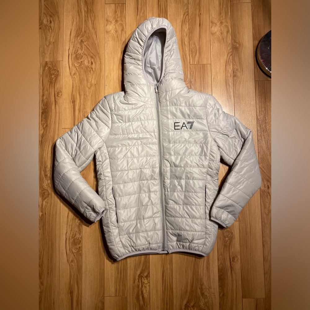 EA7 puffer